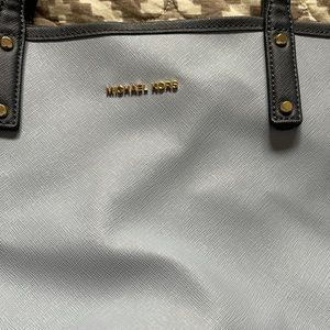 Michael Kors tote